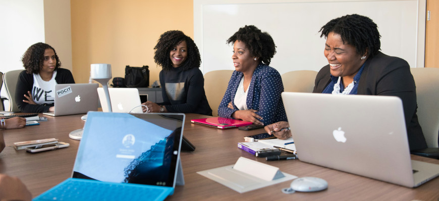 ITパスポート試験の難易度は?合格率から見るレベルと他資格との比較