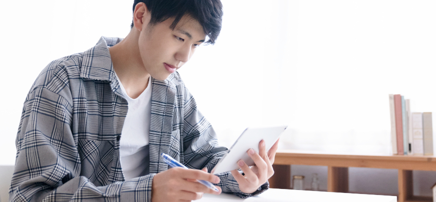 中学生の不登校の対応とは?多様な学びの選択肢、進路についても解説